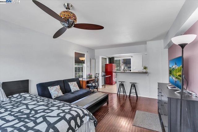 $799,000 | 3300 Harrison Street, Oakland, CA 94611