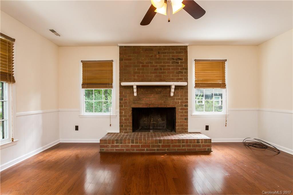 7132 Stoney Ridge Road, Unit 1 Matthews, NC 28104 - Photo 8 of 23 Gallery Image 8