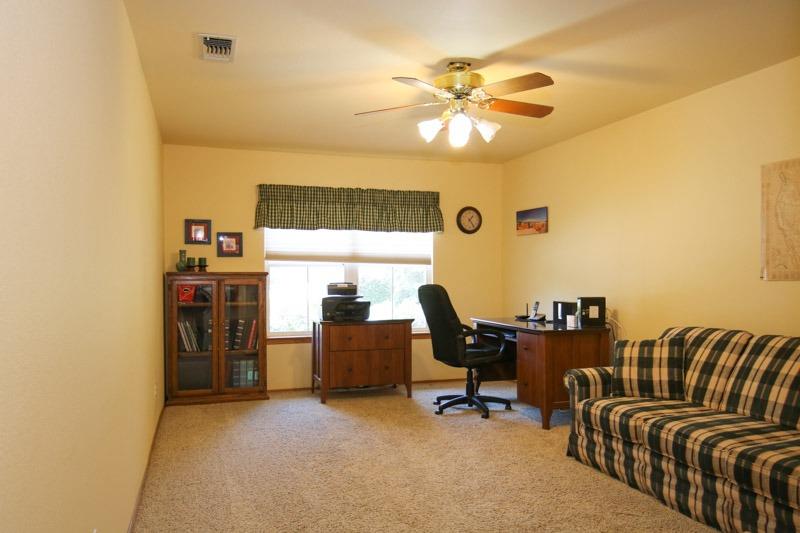 1396 West Sequoia Circle Reedley, CA 93654 - Photo 28 of 57 Gallery Image 28