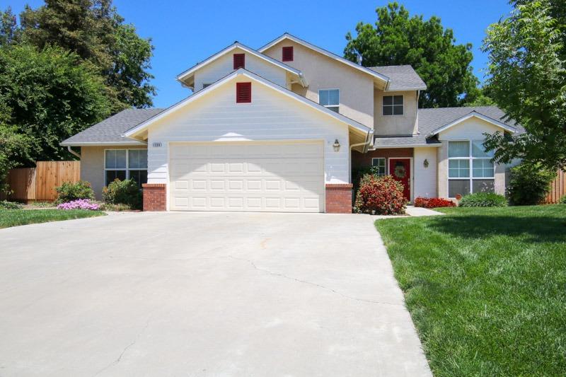 1396 West Sequoia Circle Reedley, CA 93654 - Photo 4 of 57 Gallery Image 4