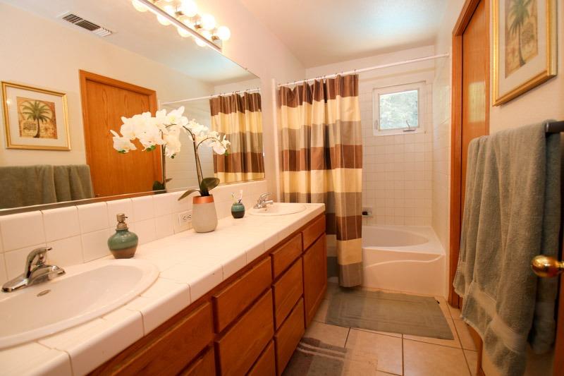 1396 West Sequoia Circle Reedley, CA 93654 - Photo 38 of 57 Gallery Image 38