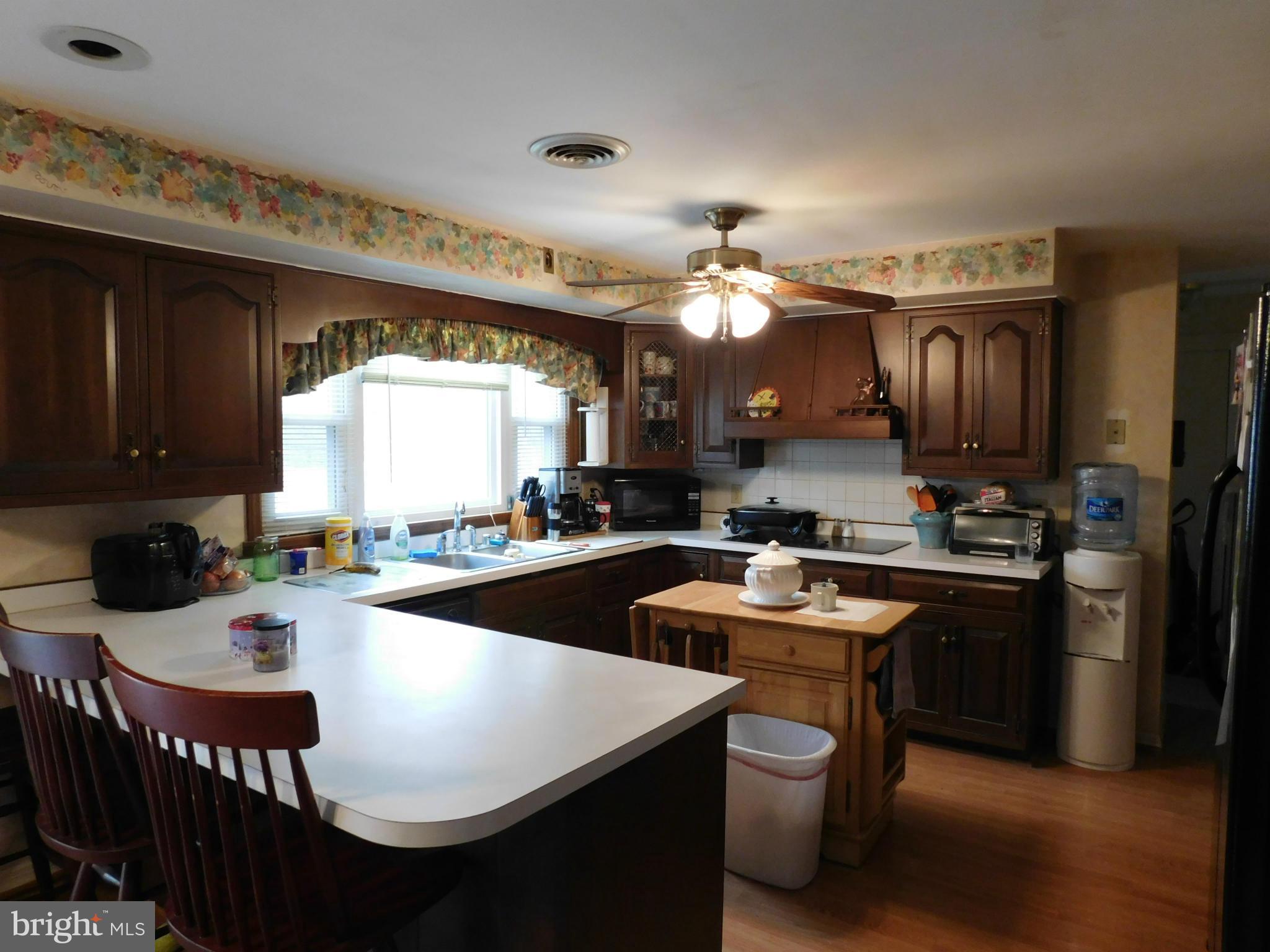 15928 St Anthony Road Thurmont, MD 21788 - Photo 4 of 17 Kitchen