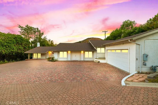 $2,990,000 | 10951 North Meads Avenue, Orange, CA 92869