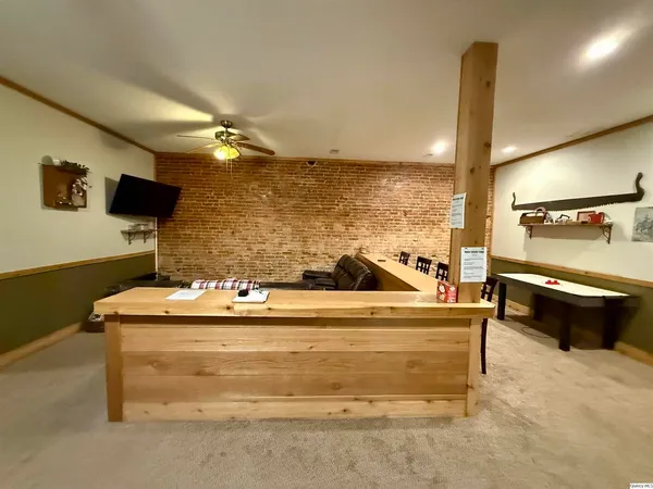 $170,000 | 109-113 North Broad Street, Loraine, IL 62349