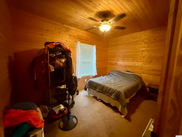 $170,000 | 109-113 North Broad Street, Loraine, IL 62349