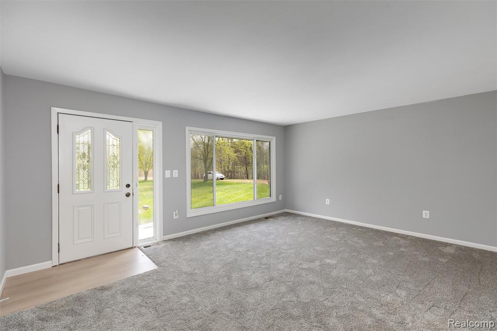14311 Harris Road Millington, MI 48746 - Photo 8 of 35 Gallery Image 8