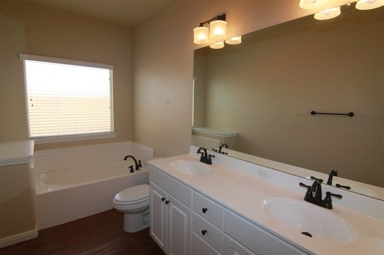 4411 105th Street, Unit B Lubbock, TX 79424 - Photo 17 of 27 Photo 17