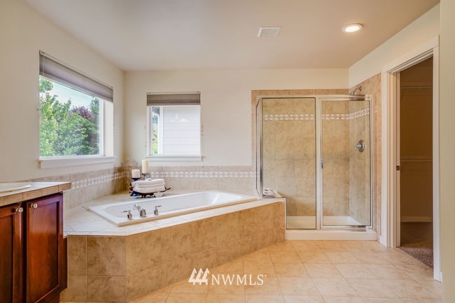 21905 41st Avenue Southeast Bothell, WA 98021 - Photo 14 of 24
