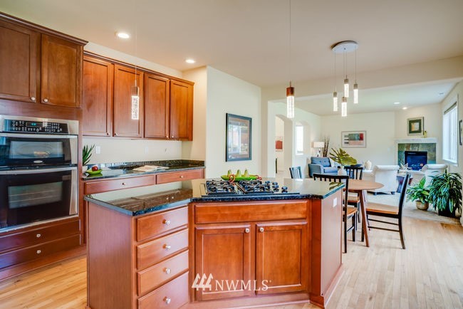 21905 41st Avenue Southeast Bothell, WA 98021 - Photo 10 of 24
