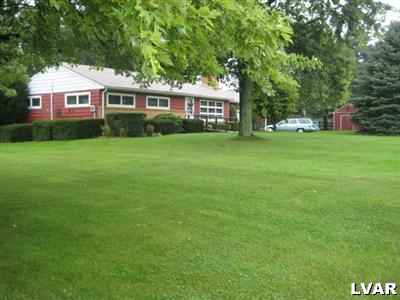 7898 Locust Valley Road Coopersburg, PA 18036 - Photo 1 of 28 Gallery Image 1