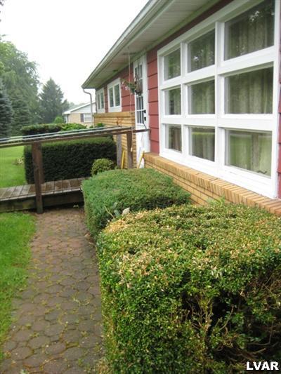 7898 Locust Valley Road Coopersburg, PA 18036 - Photo 14 of 28 Gallery Image 14
