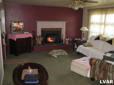 7898 Locust Valley Road Coopersburg, PA 18036 - Photo 18 of 28 Gallery Image 18