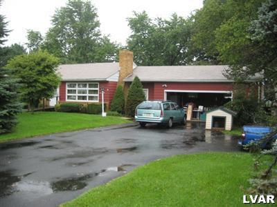 7898 Locust Valley Road Coopersburg, PA 18036 - Photo 8 of 28 Gallery Image 8