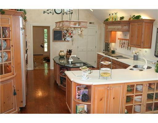 110 Grouse Lane Bell Acres, PA 15143 - Photo 11 of 20 Kitchen.