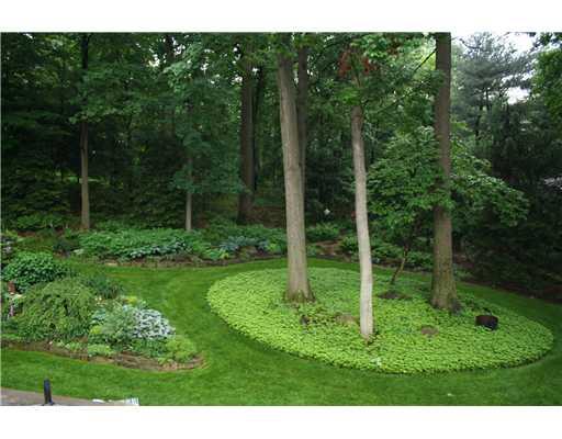 110 Grouse Lane Bell Acres, PA 15143 - Photo 18 of 20 Yard/Garden.