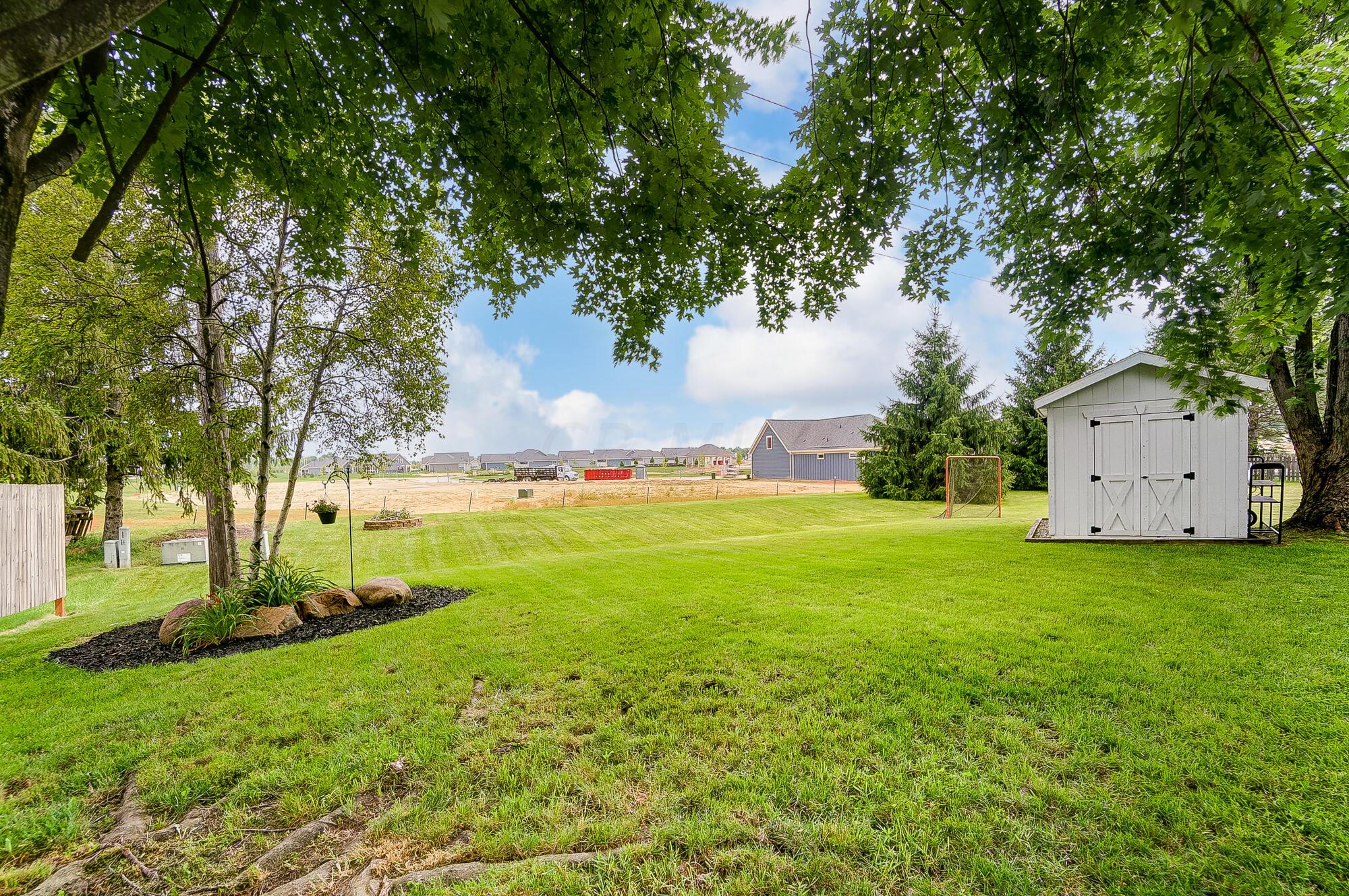 5694 Davidson Road Hilliard, OH 43026 - Photo 64 of 67 Large Yard