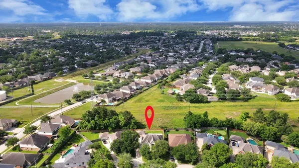 $530,000 | 20111 Biscayne Hill Court, Spring, TX 77379