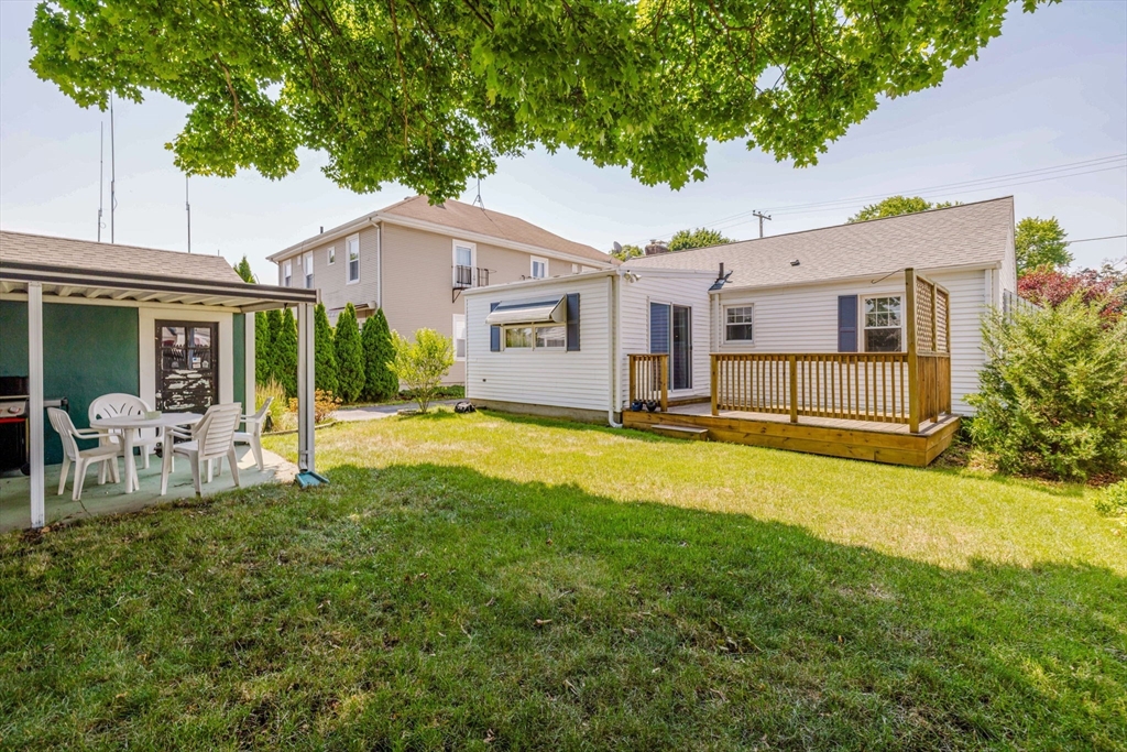 156 Harris Street Pawtucket, RI 02861 - Photo 24 of 41