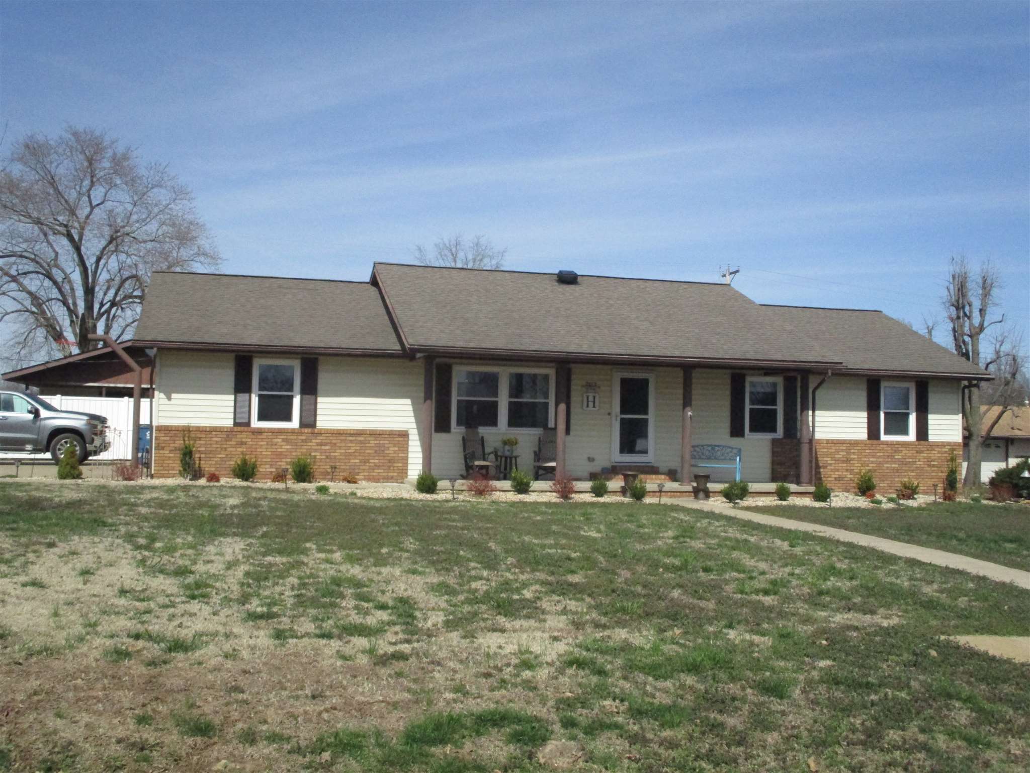 203 Rea Street Valier, IL 62891 - Photo 2 of 28 Gallery Image 2