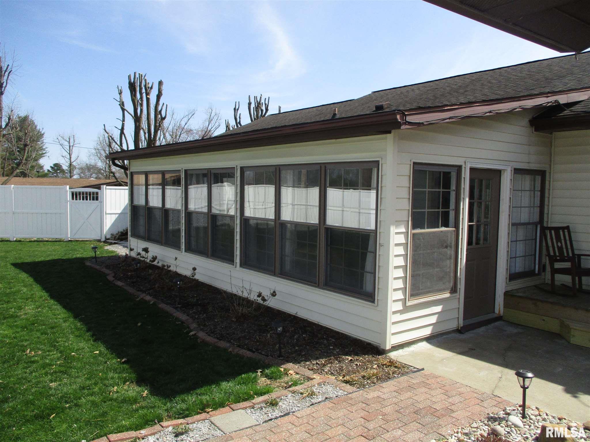 203 Rea Street Valier, IL 62891 - Photo 7 of 28 Gallery Image 7