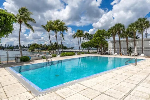 $659,000 | 3 Island Avenue, Unit 11B, Miami Beach, FL 33139