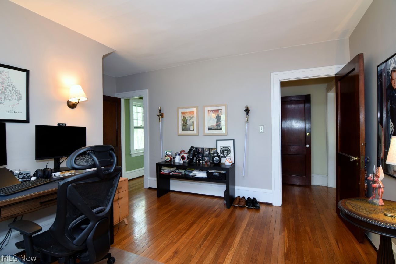 2868 Lee Road Cleveland, OH 44120 - Photo 29 of 35 Bedroom