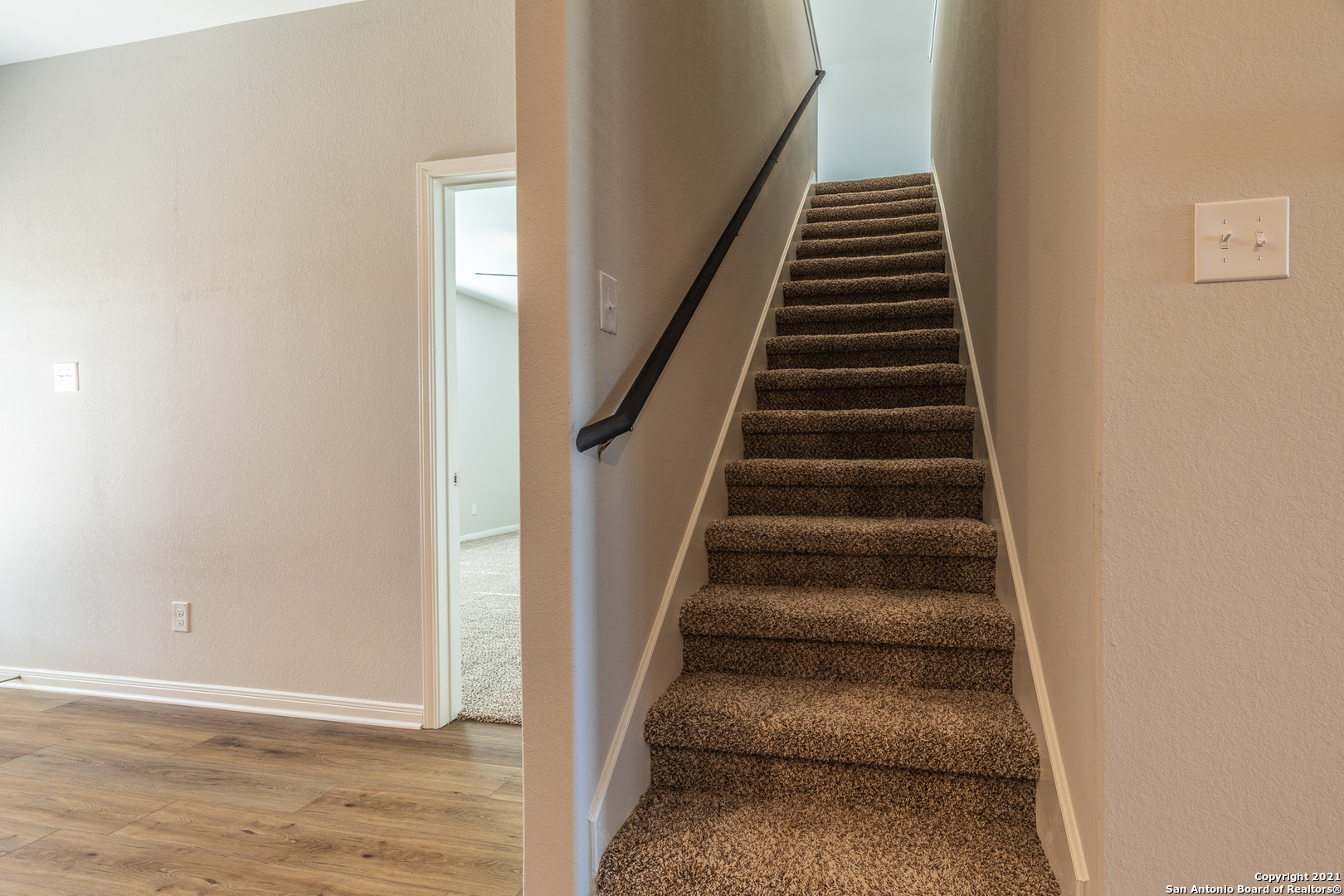 9338 Espadrille Run Converse, TX 78109 - Photo 27 of 46 a view of an entryway