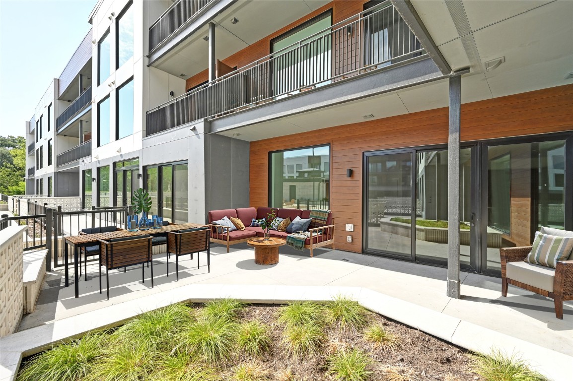 2209 South 1st Street, Unit 118 Austin, TX 78704 - Photo 18 of 36 a view of a lobby with furniture