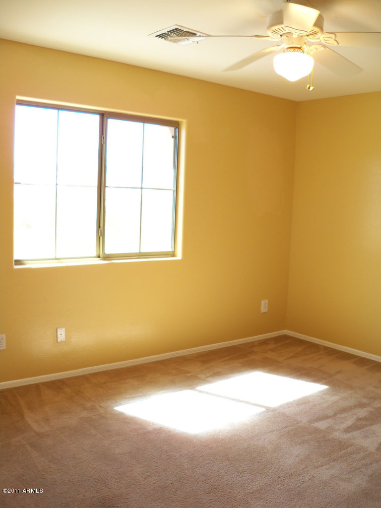 4418 West Darrel Road Laveen, AZ 85339 - Photo 11 of 15 Bedroom