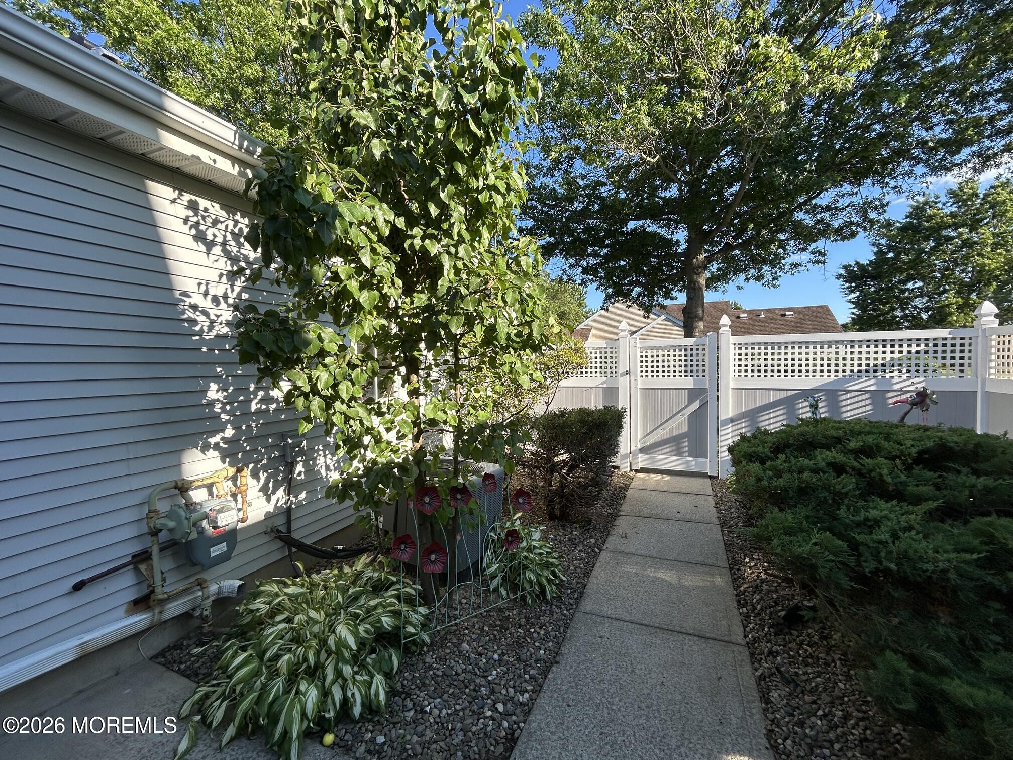 48 Winthrop Road, Unit 48B Monroe Township, NJ 08831 - Photo 55 of 58 IMG_3768
