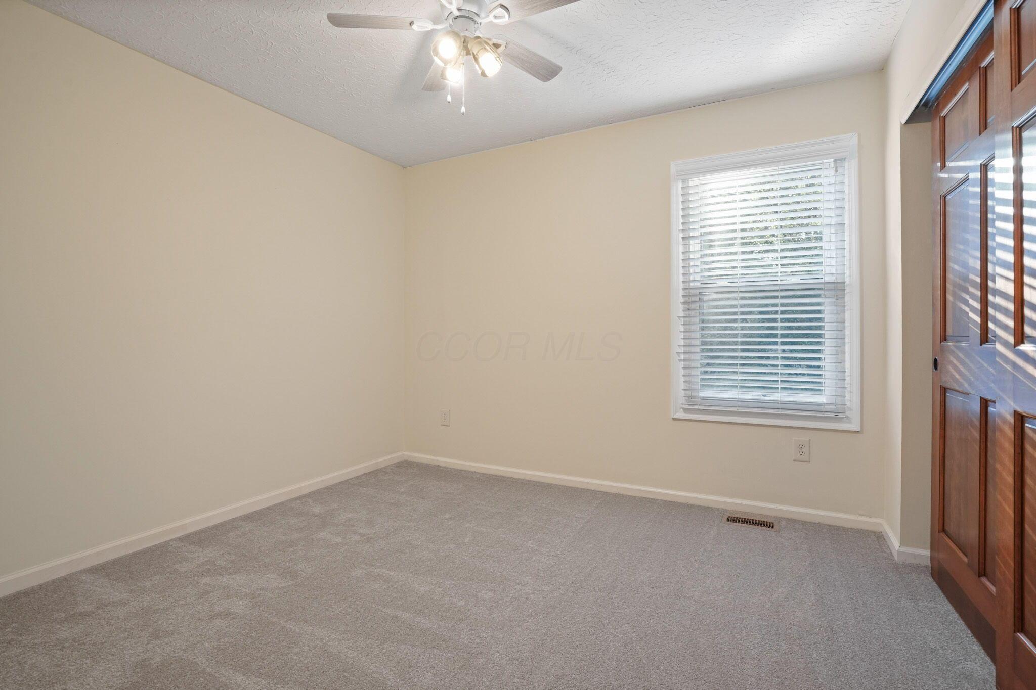 1091 Ridge Place Columbus, OH 43230 - Photo 36 of 43 Auxiliary Bedroom