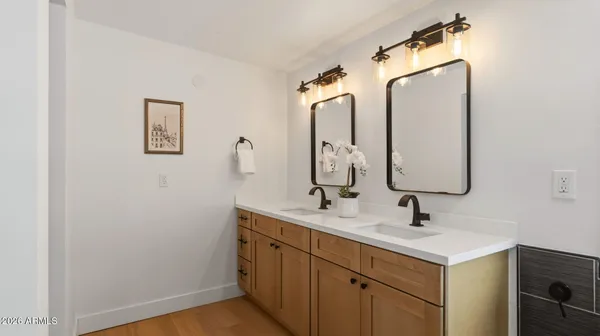 $800,000 | 2839 East Sierra Street, Phoenix, AZ 85028