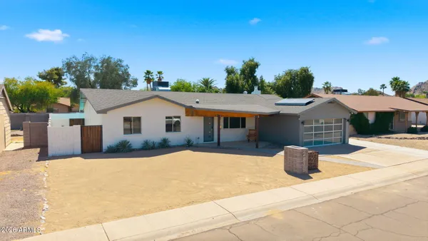 $800,000 | 2839 East Sierra Street, Phoenix, AZ 85028
