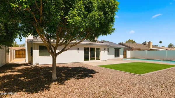 $800,000 | 2839 East Sierra Street, Phoenix, AZ 85028