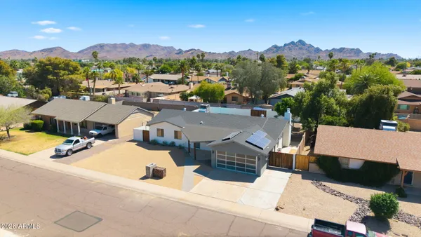 $800,000 | 2839 East Sierra Street, Phoenix, AZ 85028