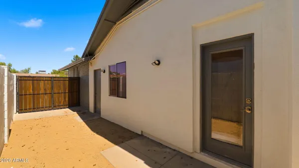 $800,000 | 2839 East Sierra Street, Phoenix, AZ 85028