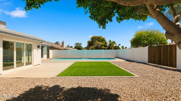 $800,000 | 2839 East Sierra Street, Phoenix, AZ 85028