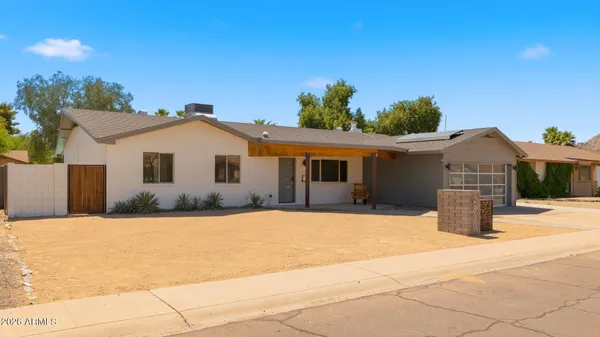 $800,000 | 2839 East Sierra Street, Phoenix, AZ 85028