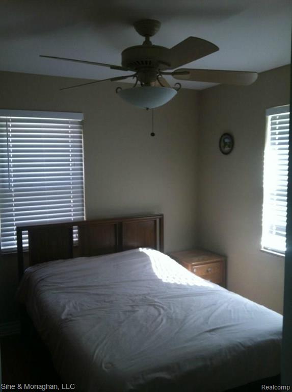 418 Moross Road Grosse Pointe, MI 48236 - Photo 9 of 26