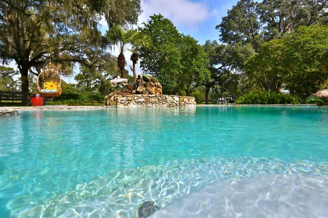 $2,679,000 | 13450 Northwest Gainesville Road, Reddick, FL 32686