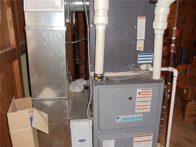 $154,710 | 6301 Agnes Avenue, Kansas City, MO 64132