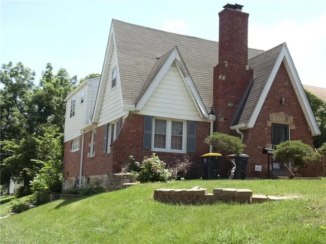 $154,710 | 6301 Agnes Avenue, Kansas City, MO 64132