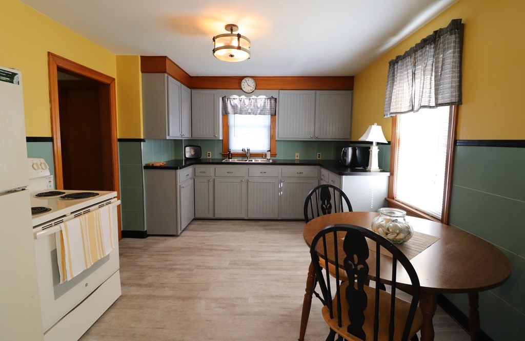 101 Read Street Fall River, MA 02720 - Photo 16 of 36 Gallery Image 16