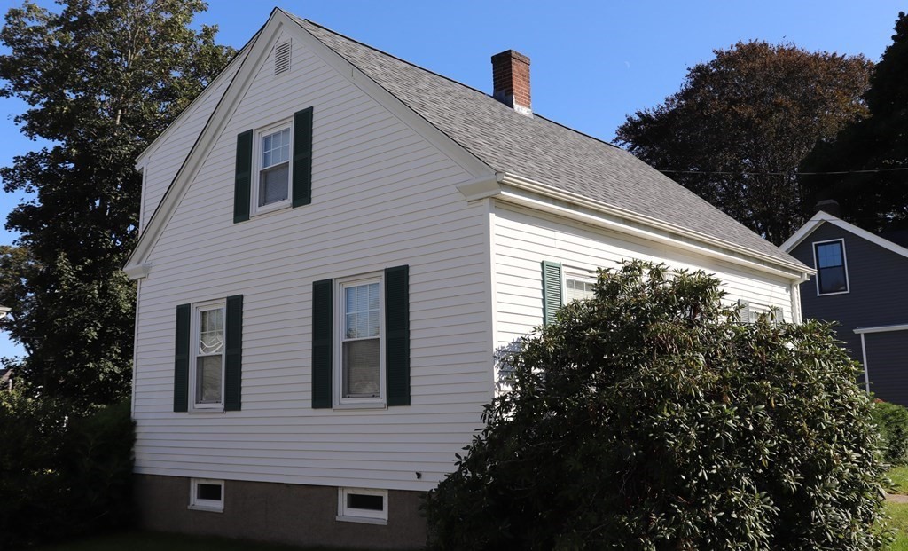 101 Read Street Fall River, MA 02720 - Photo 5 of 36 Gallery Image 5
