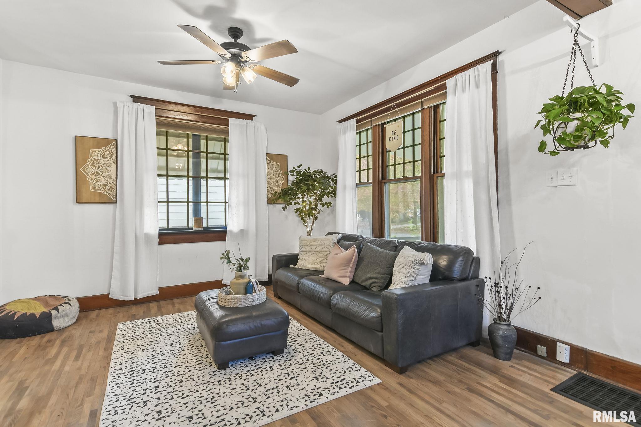 1504 South Spring Street Springfield, IL 62704 - Photo 8 of 48