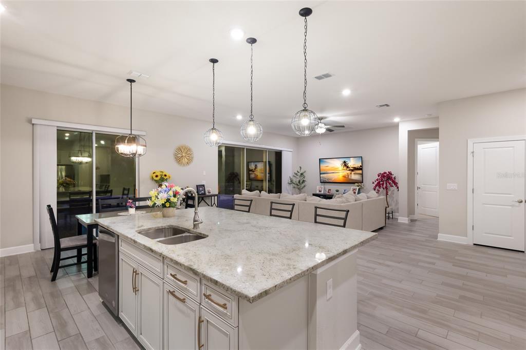 3533 Big Sky Way Lakewood Ranch, FL 34211 - Photo 15 of 85