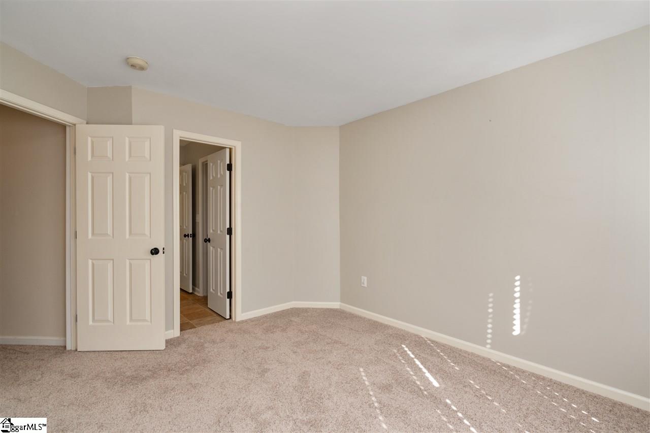 141 Timberleaf Drive Duncan, SC 29334 - Photo 27 of 36 Gallery Image 27