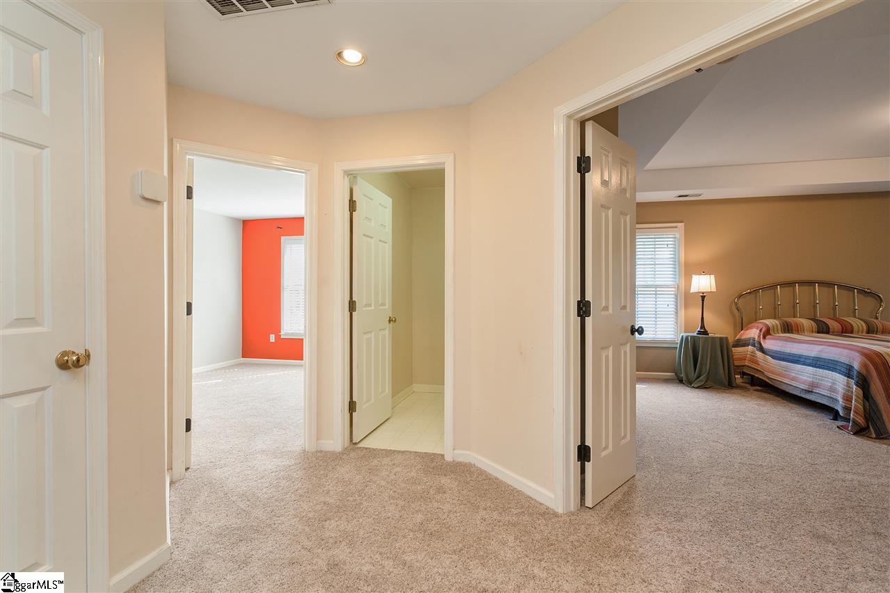 141 Timberleaf Drive Duncan, SC 29334 - Photo 32 of 36 Gallery Image 32