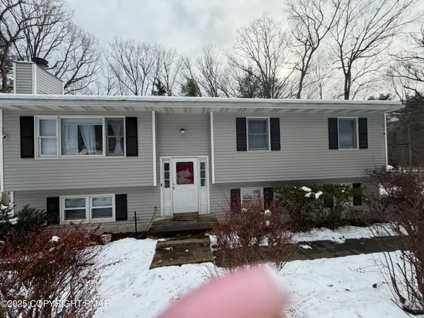 $450,000 | 606 Rimrock Road, Bartonsville, PA 18321
