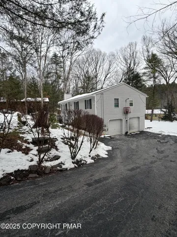 $450,000 | 606 Rimrock Road, Bartonsville, PA 18321